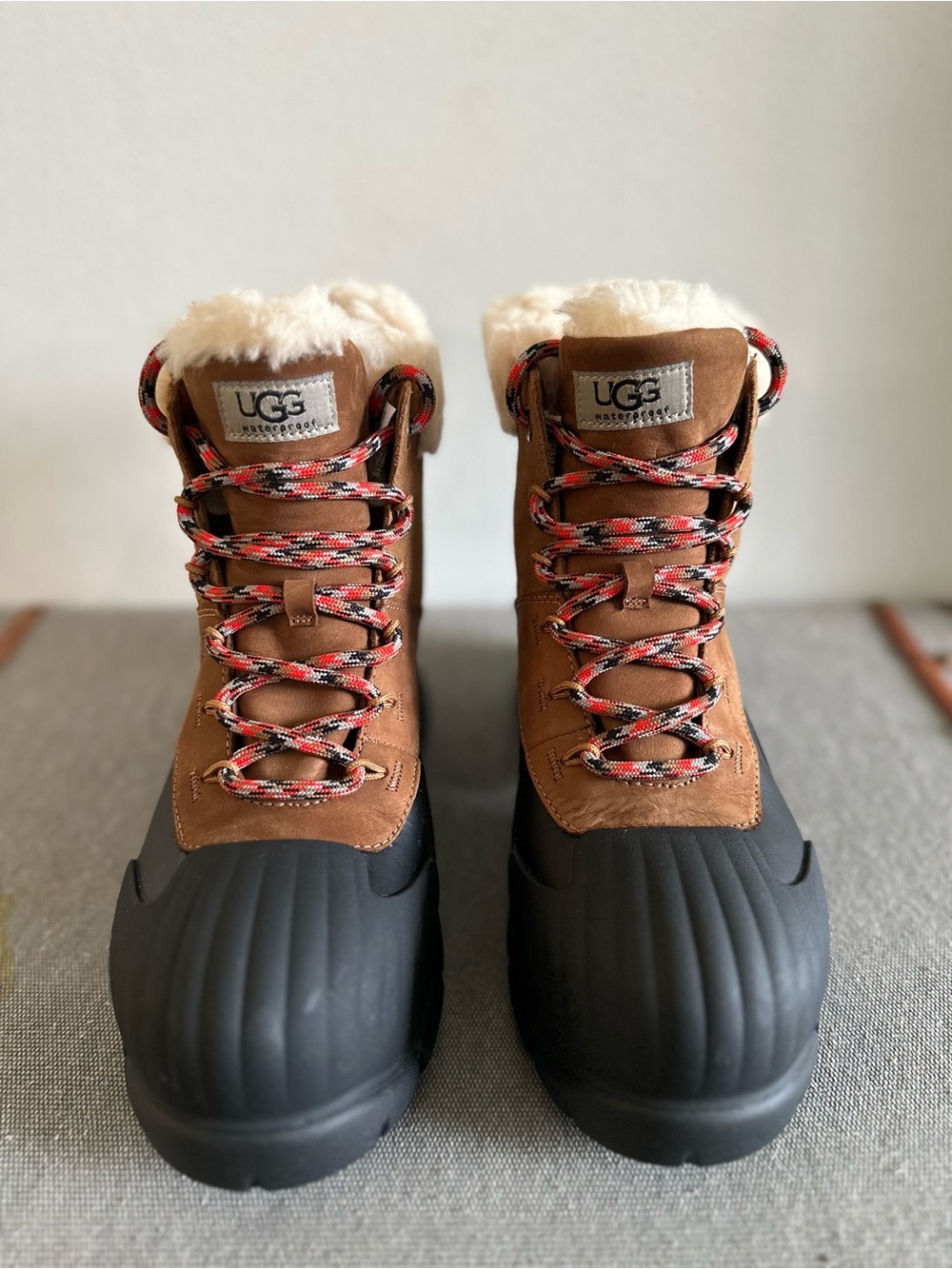 UGG Waterproof Shearling Lined Lace-Up Ankle Snow Boots Brown/Black 11 1130851